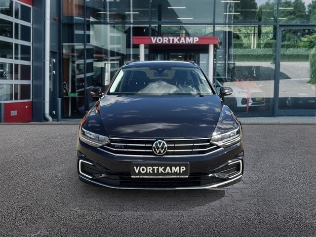 Volkswagen PASSAT 1.4 TSI DSG GTE TREKHAAK/CAMERA/NAVI/CARPLAY/ACC/STOELVERW