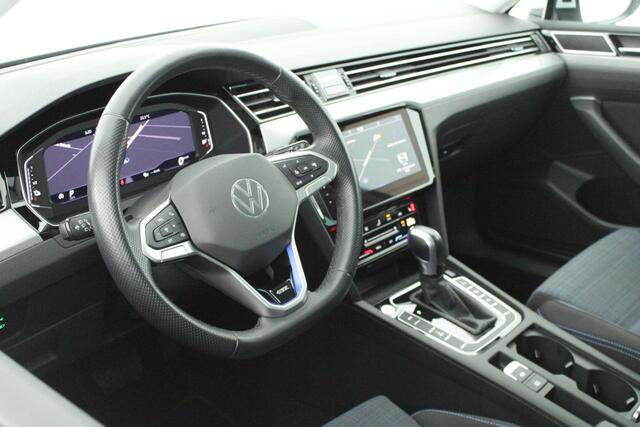 Volkswagen PASSAT Variant 1.4 TSI 218pk PHEV GTE Business Camera Memory Virtual Cockpit Navigatie