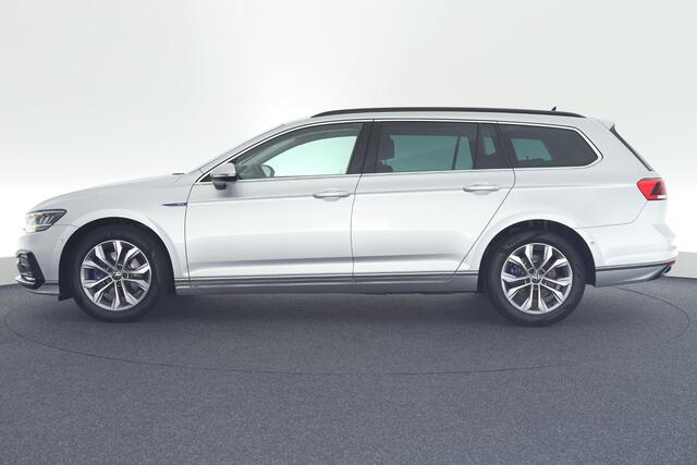 Volkswagen PASSAT Variant 1.4 TSI 218pk PHEV GTE Business Camera Memory Virtual Cockpit Navigatie