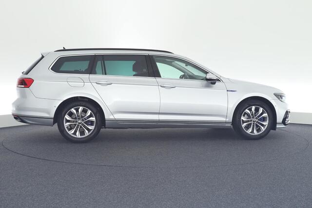 Volkswagen PASSAT Variant 1.4 TSI 218pk PHEV GTE Business Camera Memory Virtual Cockpit Navigatie