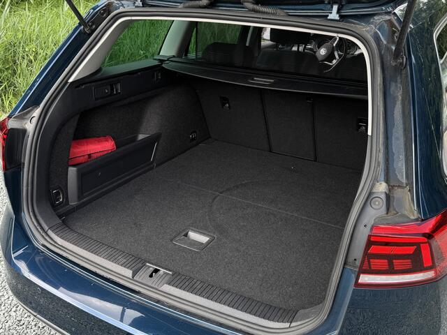 Volkswagen PASSAT Variant 1.4 TSI PHEV GTE BUSINESS CAMERA | MASSAGE | TREKHAAK