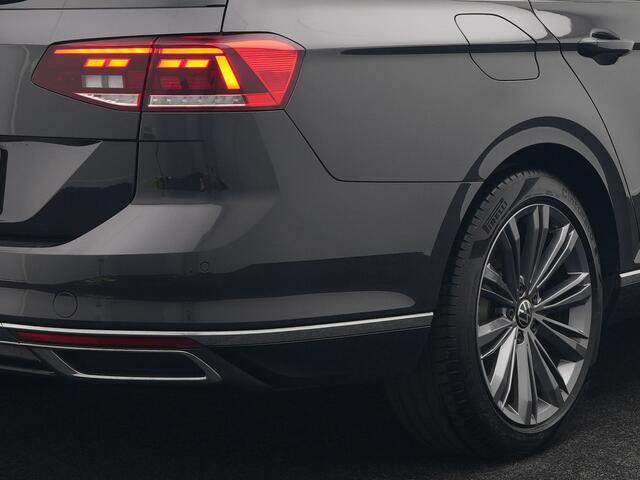 Volkswagen PASSAT Variant 1.4 TSI GTE Business Plug In Hybrid 218pk Dealer O.H PHEV | Panodak | Adaptive Cruise | Lederen Sportstoelen Massage & Verwarmd | Apple Carplay | Sfeerverlichting | Navigatie | DAB |