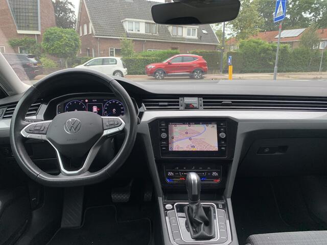 Volkswagen PASSAT Variant 1.5 TSi 150pk ACT Aut., Camera | Navi & CarPlay | Trekhaak