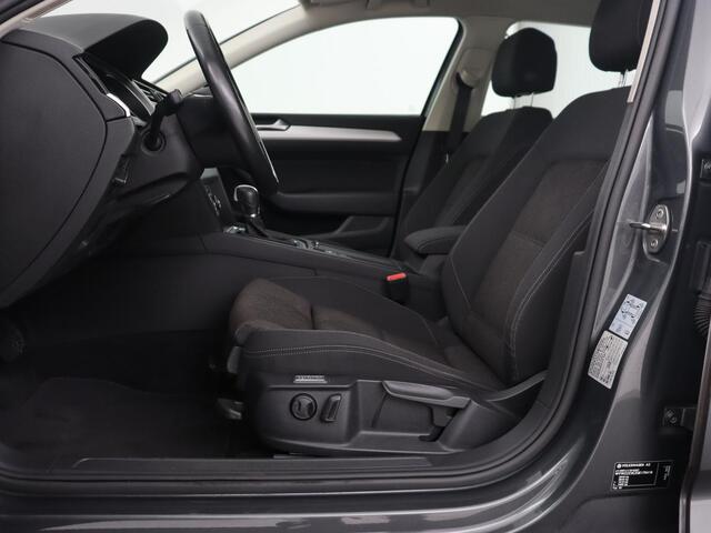 Volkswagen PASSAT Variant 1.4 TSI ACT Comfortline | Trekhaak | Automaat | Adaptive cruise | Camera | Climate Control | Navigatie | PDC