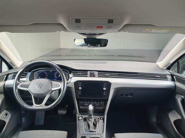 Volkswagen PASSAT Variant 1.5 TSI Business PDC/CAMERA/NAVI/CRUISE/AIRCO/LMV