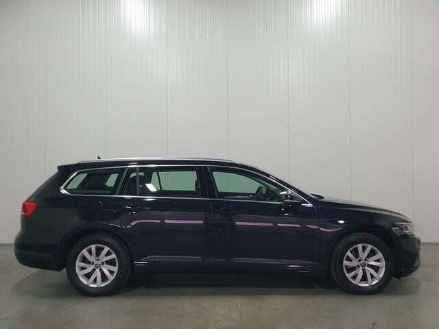 Volkswagen PASSAT Variant 1.5 TSI Business PDC/CAMERA/NAVI/CRUISE/AIRCO/LMV