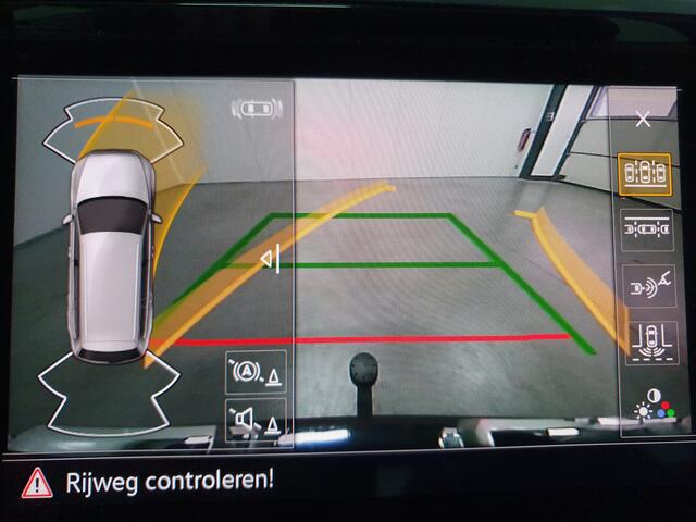 Volkswagen PASSAT Variant 1.5 TSI Business PDC/CAMERA/NAVI/CRUISE/AIRCO/LMV