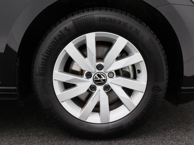 Volkswagen PASSAT Variant 1.5 TSi 150 Pk Automaat Business | Navigatie | Camera | Adaptive Cruise | 16 Inch | Stoelverwarming | 85.467 Km!!