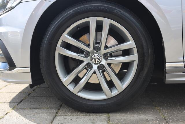 Volkswagen PASSAT Variant 1.4 TSI HIGHLINE | R-LINE | AUTOMAAT | TREKHAAK