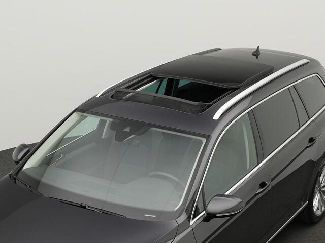 Volkswagen PASSAT Variant 1.4 TSI 218 pk DSG PHEV GTE Business | Panoramadak | Trekhaak | Achteruitrijcamera | Stoelverwarming | 18 inch
