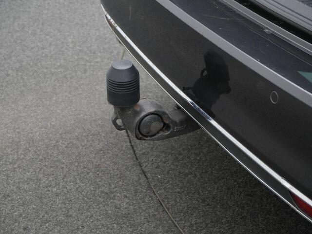 Volkswagen PASSAT Variant 1.4 TSI 218 pk DSG PHEV GTE Business | Panoramadak | Trekhaak | Achteruitrijcamera | Stoelverwarming | 18 inch