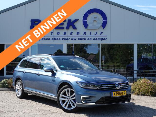 Volkswagen PASSAT Variant 1.4 TSI GTE PANO | H-LEER | TREKH. | DODE HOEK | ACC | VIRTUAL