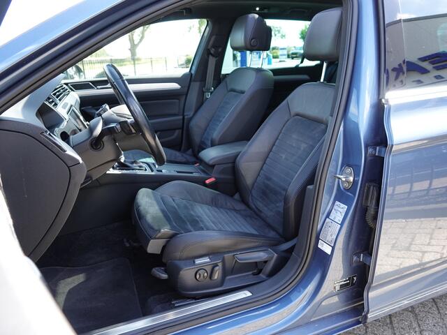 Volkswagen PASSAT Variant 1.4 TSI GTE PANO | H-LEER | TREKH. | DODE HOEK | ACC | VIRTUAL