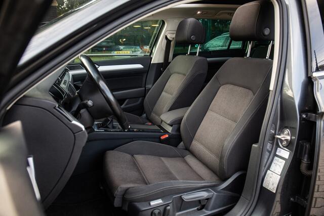 Volkswagen PASSAT Variant 1.4 TSI ACT Comfortline Business , Trekhaak, Camera,