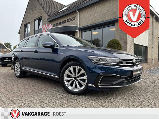Volkswagen PASSAT Variant 1.4 TSI PHEV GTE Automaat Business Trekhaak / Panoramadak / Camera