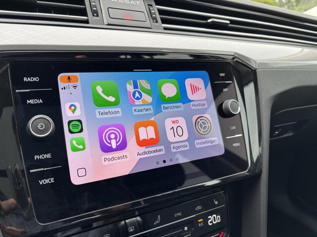 Volkswagen PASSAT Variant 1.4 TSI PHEV GTE Automaat Business Trekhaak / Panoramadak / Camera