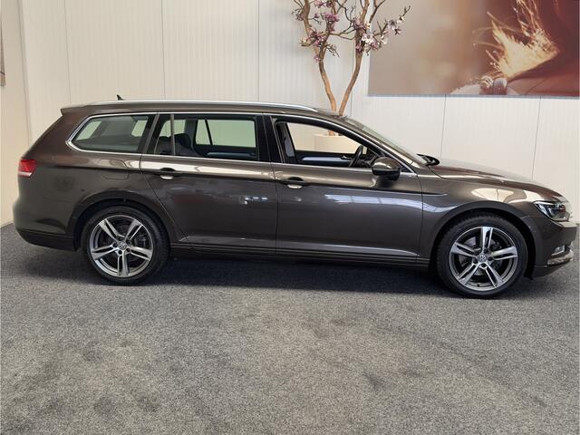 Volkswagen PASSAT VARIANT 1.4 TSI ACT HIGHLINE NAVIGATIE CRUISE CONTROL CLIMATE CONTROL BLUETOOTH TELEFOON MEDIA VOORBEREIDING PDC ACHTERUITRIJCAMERA TREKHAAK ZEER MOOI !! 3010 DEK