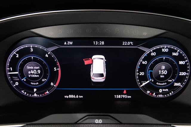 Volkswagen PASSAT Variant 1.6 TDI Highline Business R | SCHUIF-KANTEL | ADAP. CRUISE |