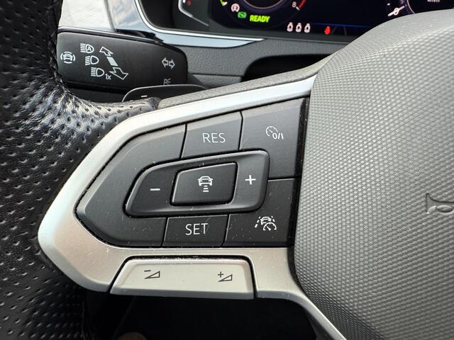 Volkswagen PASSAT Variant 1.4 TSi 218 Pk Automaat PHEV GTE Business | Panoramadak | Adaptive Cruise | Climate Control | Stoelverwarming | Keyless | Trekhaak | Navigatie | Carplay | Camera | 120.431 Km!!