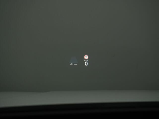 Volkswagen PASSAT Variant 1.5 eHybrid 272 pk DSG R-Line Edition | IQ Light | Harman Kardon sound | Head-up Display | Black Style | 19 inch