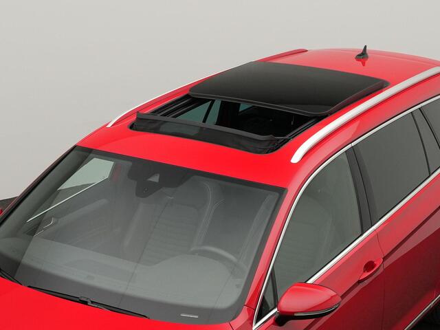 Volkswagen PASSAT Variant GTE 1.4 TSI 218 pk DSG PHEV Business | Panoramadak | Trekhaak | Geheugen-/massagestoelen | Navigatie Discover Pro | Leder/alcantara | Achteruitrijcamera