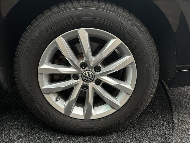 Volkswagen PASSAT Variant 1.5 TSI Comfort Business Trekhaak Elektrische stoelen Dealer Ondrh