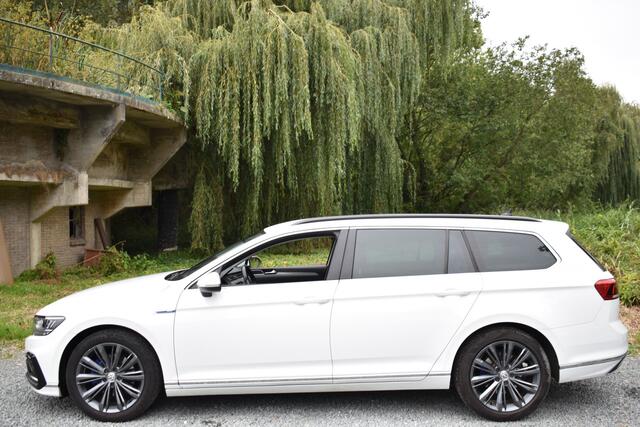 Volkswagen PASSAT Variant GTE 218PK DSG HYBRID GTE BUSINESS TREKHAAK/NAVI/CAMERA
