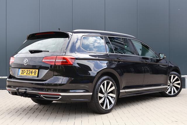 Volkswagen PASSAT Variant 1.8 TSI Highline Business R Automaat | 180pk | R-Line | Panoramadak | Active Info Display | Trekhaak | Stoelverwarming | LED | 18 Inch | Keyless