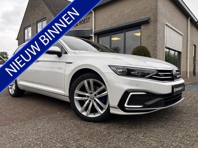 Volkswagen PASSAT Variant 1.4 TSI PHEV GTE Automaat Business Trekhaak / All-Seasons / Standkachel