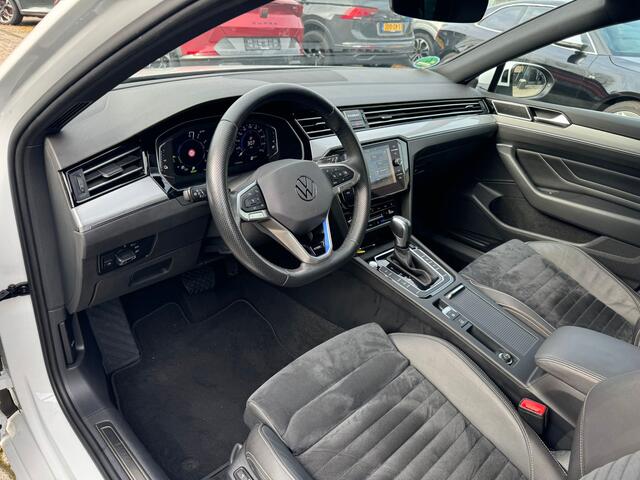 Volkswagen PASSAT Variant 1.4 TSI PHEV GTE Business trekhaak, virtual cockpit, navi, cruise