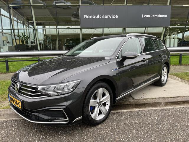 Volkswagen PASSAT Variant 1.4 TSI PHEV GTE Business 220PK / Adaptive Cruise / Stoel+Stuurverwarming / Camera / Applecarplay - Androidauto /