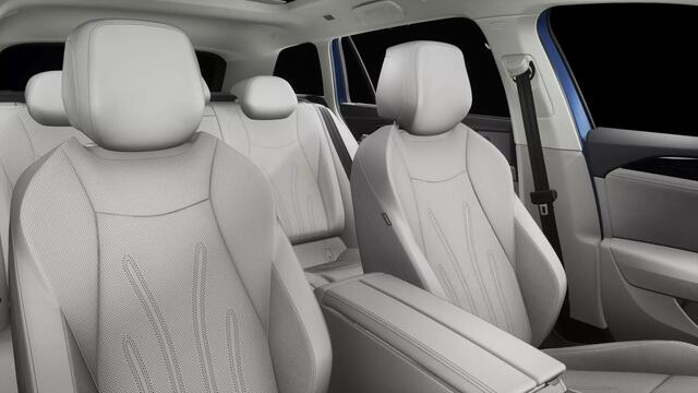 Volkswagen PASSAT Variant 1.5 eHybrid Elegance | Leder | Pano | 5 jr gar.