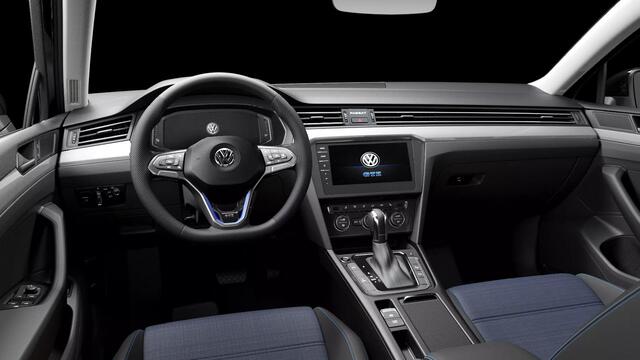 Volkswagen PASSAT Variant 1.4 TSI PHEV GTE | Wordt verwacht | trekhaak | Camera | Travelassist