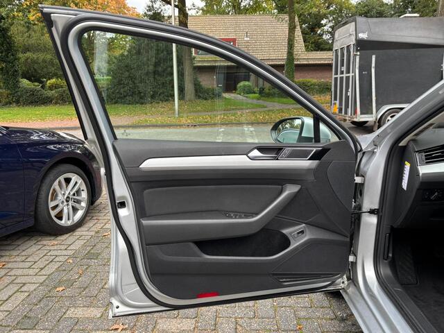 Volkswagen PASSAT 1.4 TSI ACT Comfortline