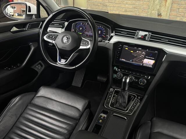 Volkswagen PASSAT Variant 218PK DSG HYBRID GTE BUSINESS TREKHAAK/LEDER/IQ-LIGHT/PANORAMADAK