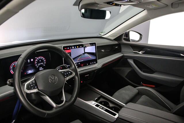Volkswagen PASSAT Variant Business 1.5 eTSI 150pk DSG Automaat Trekhaak, Adaptive cruise control, Navigatie, Achteruitrijcamera, LED koplampen, Parkeersensoren