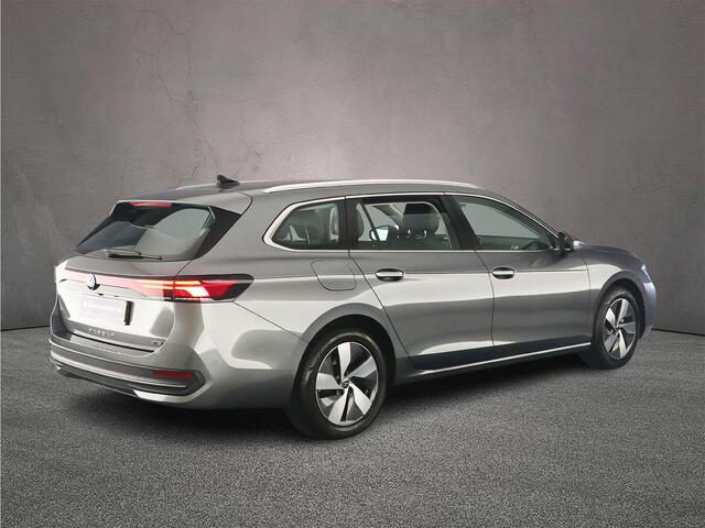 Volkswagen PASSAT Variant Business 1.5 eTSI 150pk DSG Automaat Trekhaak, Adaptive cruise control, Navigatie, Achteruitrijcamera, LED koplampen, Parkeersensoren