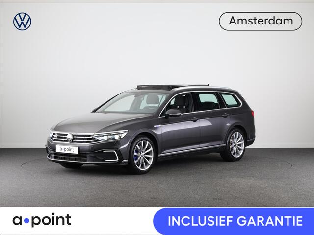 Volkswagen PASSAT Variant 1.4 TSI PHEV GTE Business 218 pk Automaat (DSG) | Trekhaak | Panoramadak | Parkeersensoren (Park assist) | Achteruitrijcamera | Adaptieve cruise control | Stoelverwarming |