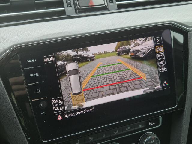 Volkswagen PASSAT Variant 1.4 TSI DSG6 GTE Business Automaat / Trekgewicht 1600 kg / Stoelverwarming / Apple Carplay Android auto / Stoelverwarming / Achteruitrijcamera / Elektrische achterklep / Adaptief CC /