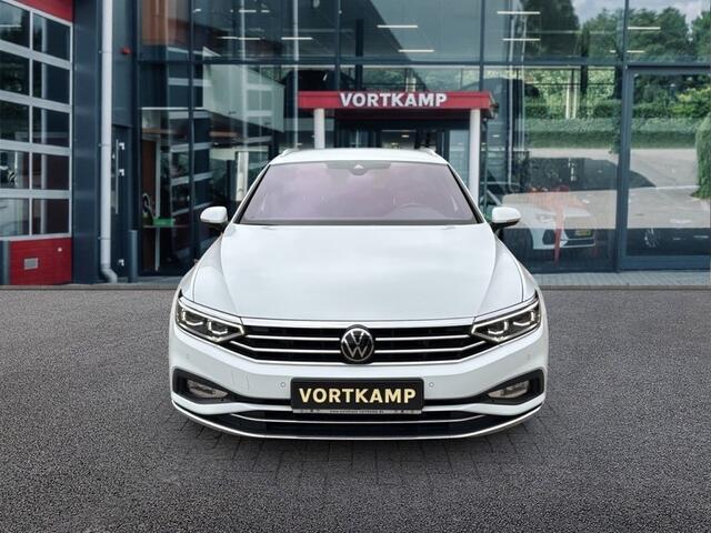 Volkswagen PASSAT 2.0 TDI DSG ELEGANCE TREKHAAK/CAMERA/NAVI/ACC/STOEL-STUURVERW