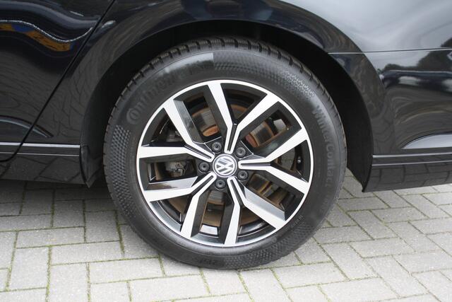 Volkswagen PASSAT Variant 1.4 TSI Comfortline Business - AUTOMAAT - TREKHAAK - NAVIGATIE