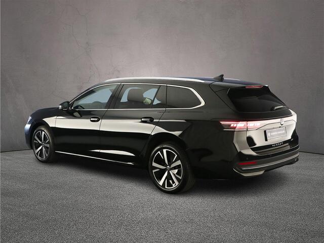 Volkswagen PASSAT Variant Business 1.5 eTSI 150pk DSG Automaat Trekhaak, 360 camera, Elektrische achterklep, Adaptive cruise control, Achteruitrijcamera, Navigatie, Harman Kardon audio