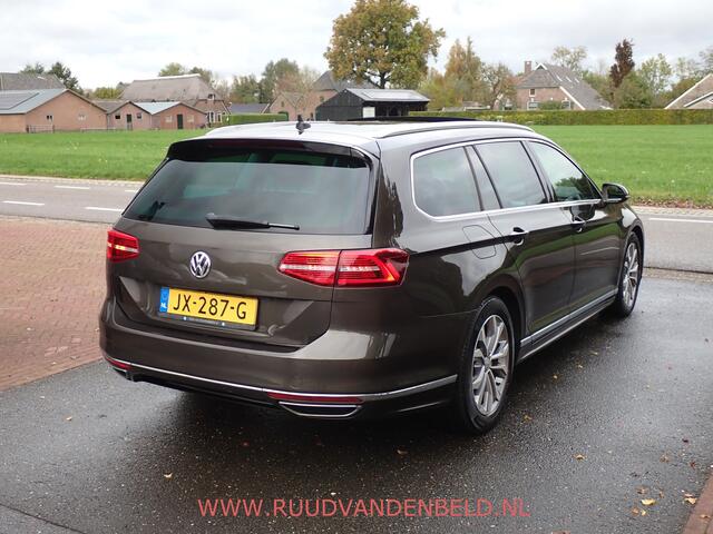 Volkswagen PASSAT Variant 1.6TDI DSG7 R-LINE ACC/PANODAK/CAMERA/FULL-LED/CARPLAY