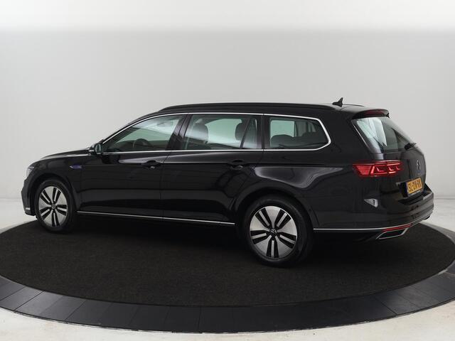 Volkswagen PASSAT 1.4 TSI PHEV GTE | Stoelverwarming | Massage | Virtual Cockpit | Park Assist | Carplay | Camera | Matrix LED | Adaptive cruise | Navigatie | Side Assist | Plug In