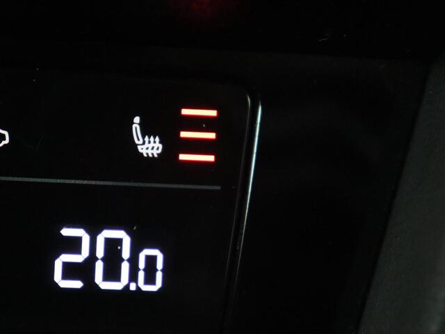 Volkswagen PASSAT 1.4 TSI PHEV GTE | Stoelverwarming | Massage | Virtual Cockpit | Park Assist | Carplay | Camera | Matrix LED | Adaptive cruise | Navigatie | Side Assist | Plug In