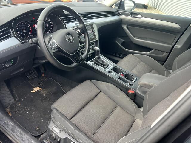 Volkswagen PASSAT Variant 1.4 TSI ACT Highline Business R | Nieuw Binnen! | Automaat | Virtual dash | APK 01-09-2026
