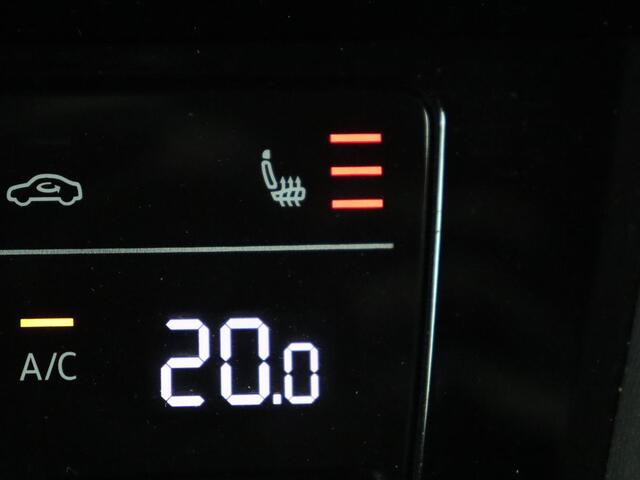 Volkswagen PASSAT 1.4 TSI PHEV GTE | Head-Up | Stoelverwarming | Trekhaak | Leder/Alcantara | Camera | Massage | Virtual Cockpit | Adaptive cruise | Matrix LED | Carplay | Side Assist | Navigatie | Plug In