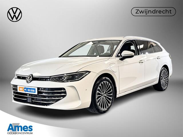 Volkswagen PASSAT Variant 1.5 eHybrid 204pk Elegance Velgen 'Napoli', 18 inch / 360 graden camera 'Area View' /
