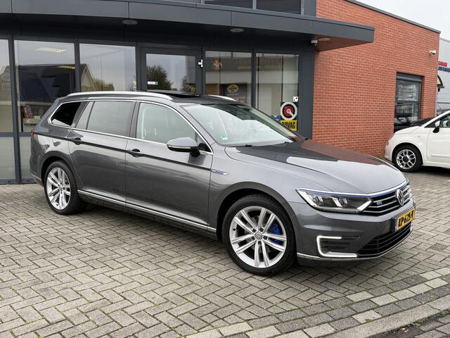 Volkswagen PASSAT Variant 1.4 TSI GTE Connected Series Plus ? Panoramadak ? Alcantara ? Groot scherm ?