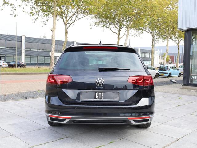 Volkswagen PASSAT Variant GTE 1.4 TSI PHEV 218PK | Panodak | 360° | Virtual | Keyless | IQ Light Matrix LED | Trekhaak | Elektrische kofferklep |